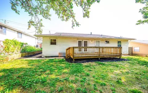 Exterior - 2713 John Gray Rd, Cincinnati, OH 45231 photo 3 of 6