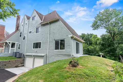 Exterior - 4150 Paddock Rd, Cincinnati, OH 45229 photo 2 of 3