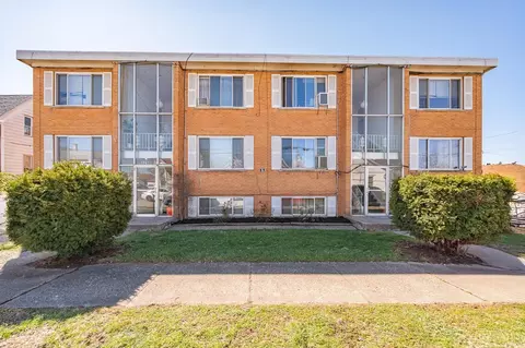 325 Pike St, Reading, OH 45215