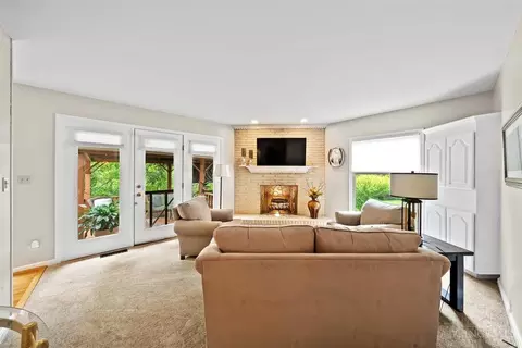 Living - 2630 Cyclorama Dr, Cincinnati, OH 45211 photo 1 of 3