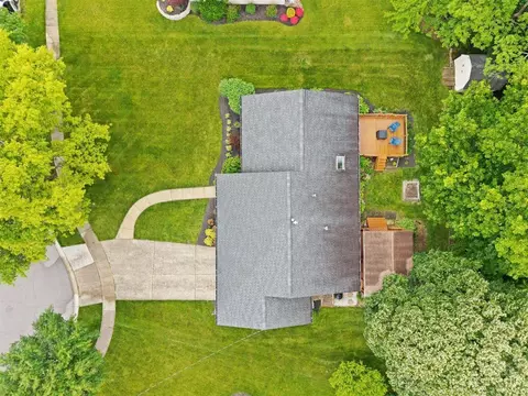 View/Area - 2630 Cyclorama Dr, Cincinnati, OH 45211 photo 2 of 2