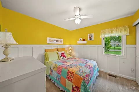 Bedroom - 2630 Cyclorama Dr, Cincinnati, OH 45211 photo 4 of 6