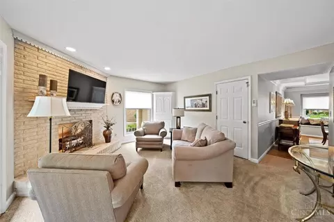 Living - 2630 Cyclorama Dr, Cincinnati, OH 45211 photo 2 of 3