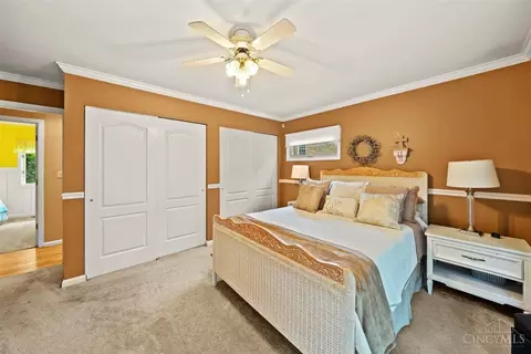 Bedroom - 2630 Cyclorama Dr, Cincinnati, OH 45211 photo 2 of 6
