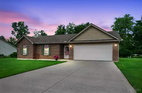 Exterior - 50 Douglas Cir, Georgetown, OH 45121 photo 4 of 5