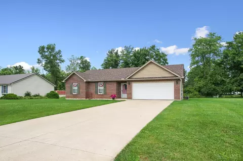 Exterior - 50 Douglas Cir, Georgetown, OH 45121 photo 3 of 5