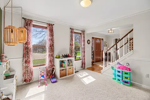 Entry Way - 6546 Mapleton Ave, Cincinnati, OH 45233 photo 1 of 2