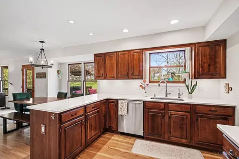 Kitchen - 6546 Mapleton Ave, Cincinnati, OH 45233 photo 2 of 3