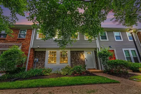 906 Woodlyn Dr, Anderson Twp, OH 45230