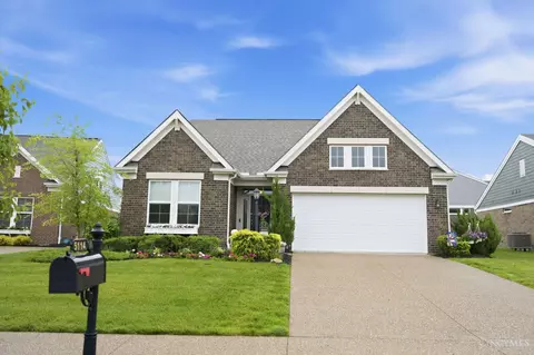 5114 Renaissance Park Dr, Franklin, OH 45005