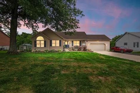 108 Farrar Dr, Aurora, IN 47001