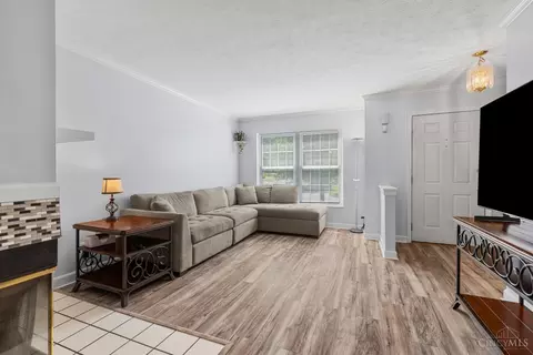 Living - 4644 Laurel View Dr, Cincinnati, OH 45244 photo 1 of 1
