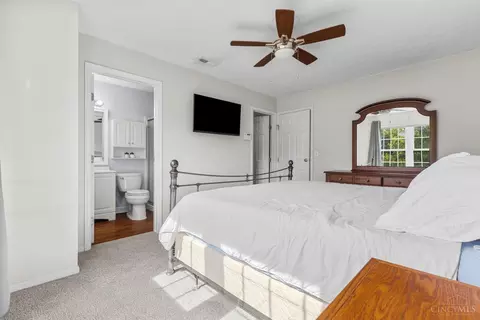 Bedroom - 4644 Laurel View Dr, Cincinnati, OH 45244 photo 2 of 4
