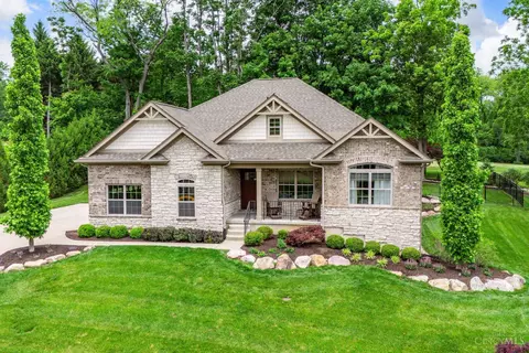 3846 Sable Ridge Dr, Bellbrook, OH 45305