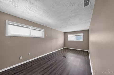 Other - 8769 Zodiac Dr, Cincinnati, OH 45231 photo 6 of 9