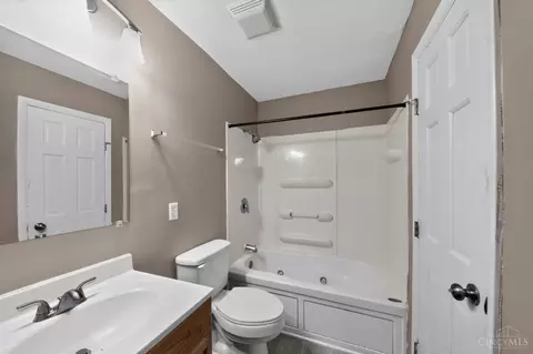 Bath - 8769 Zodiac Dr, Cincinnati, OH 45231 photo 1 of 3