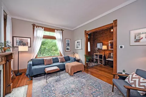 Living - 1622 Pullan Ave, Cincinnati, OH 45223 photo 3 of 5