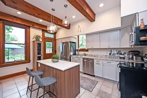 Kitchen - 1622 Pullan Ave, Cincinnati, OH 45223 photo 1 of 4