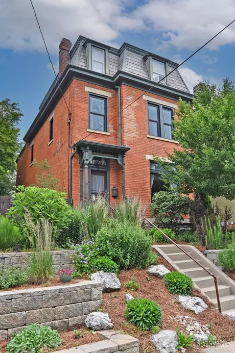 Exterior - 1622 Pullan Ave, Cincinnati, OH 45223 photo 2 of 14