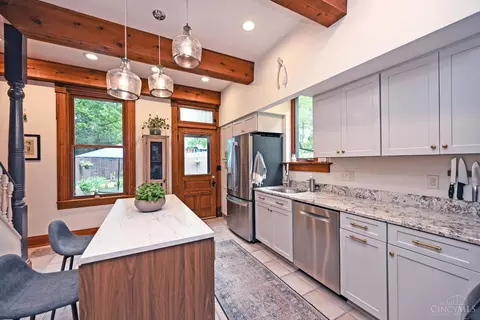 Kitchen - 1622 Pullan Ave, Cincinnati, OH 45223 photo 4 of 4