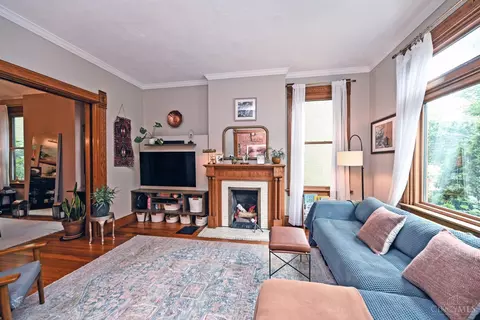 Living - 1622 Pullan Ave, Cincinnati, OH 45223 photo 1 of 5