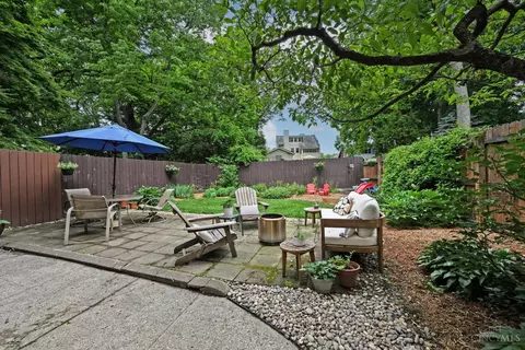 Exterior - 1622 Pullan Ave, Cincinnati, OH 45223 photo 6 of 14