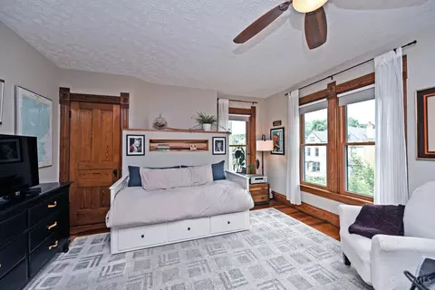Bedroom - 1622 Pullan Ave, Cincinnati, OH 45223 photo 4 of 6