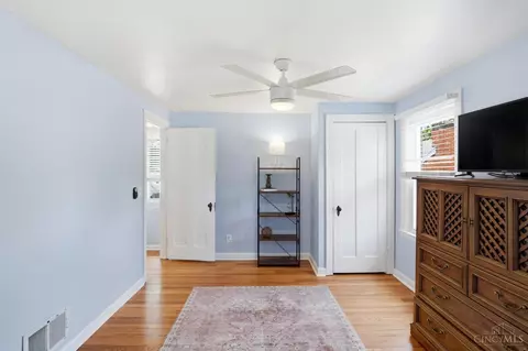 Bedroom - 7043 Rembold Ave, Mariemont, OH 45227 photo 7 of 7