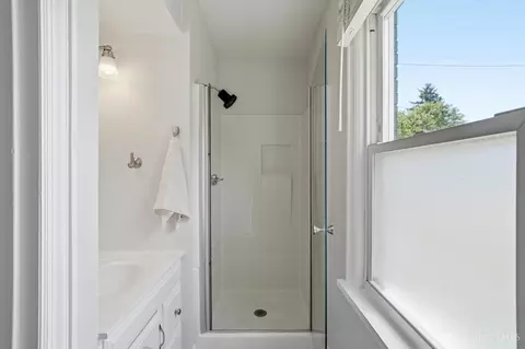 Bath - 7043 Rembold Ave, Mariemont, OH 45227 photo 1 of 4