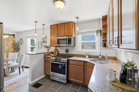 Kitchen - 7043 Rembold Ave, Mariemont, OH 45227 photo 2 of 4