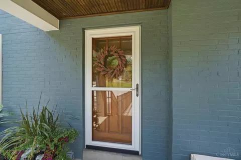 Exterior - 7043 Rembold Ave, Mariemont, OH 45227 photo 6 of 16