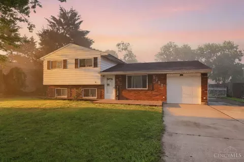 5752 Lake Superior Dr, Fairfield, OH 45014