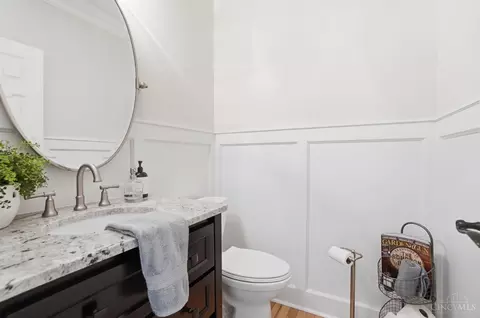 Bath - 1004 River Forest Dr, Hamilton Township, OH 45039 photo 1 of 11
