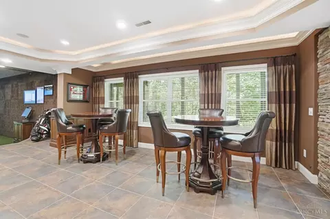 Dining - 1004 River Forest Dr, Hamilton Township, OH 45039 photo 6 of 7
