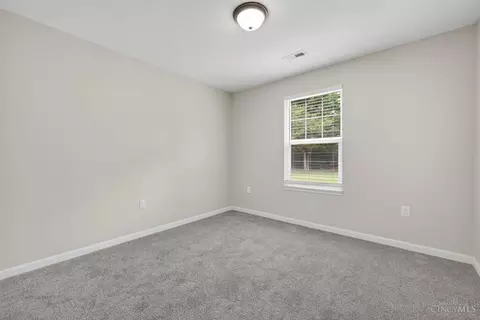Bedroom - 605 Diamond Loop, Middletown, OH 45044 photo 5 of 5