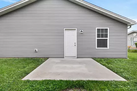 Exterior - 605 Diamond Loop, Middletown, OH 45044 photo 8 of 8