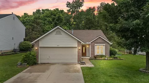869 Greengate Dr, Lebanon, OH 45036