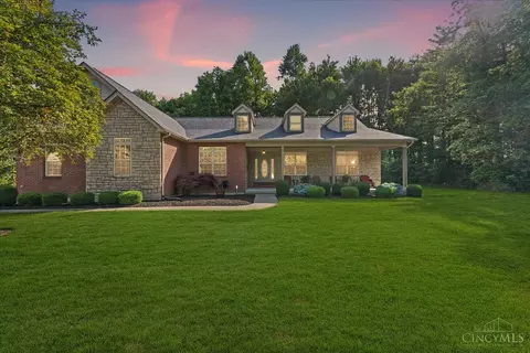 820 Indian Lakes Blvd, Clarksville, OH 45113