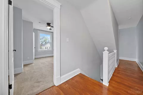 Entry Way - 3517 Bevis Ave, Cincinnati, OH 45207 photo 2 of 3