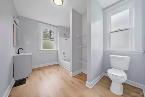Bath - 3517 Bevis Ave, Cincinnati, OH 45207 photo 2 of 2