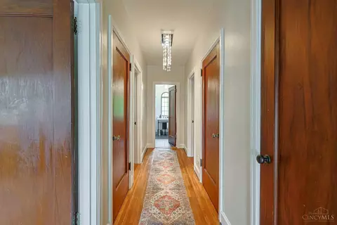 Entry Way - 2003 Crane Ave, Cincinnati, OH 45207 photo 5 of 5