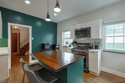Kitchen - 2003 Crane Ave, Cincinnati, OH 45207 photo 5 of 5