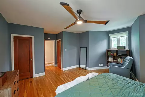 Bedroom - 2003 Crane Ave, Cincinnati, OH 45207 photo 2 of 6