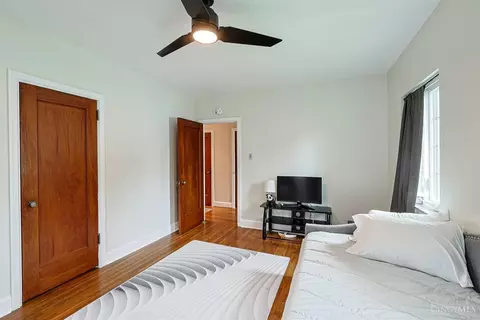 Bedroom - 2003 Crane Ave, Cincinnati, OH 45207 photo 4 of 6