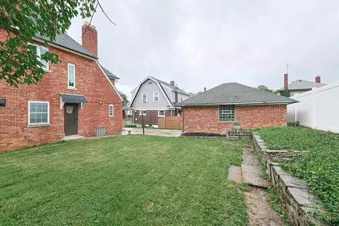Exterior - 2003 Crane Ave, Cincinnati, OH 45207 photo 7 of 11