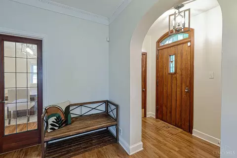 Entry Way - 2003 Crane Ave, Cincinnati, OH 45207 photo 1 of 5