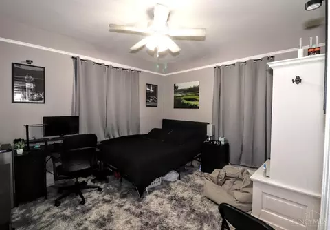 Bedroom - 3272 Jefferson Ave, Cincinnati, OH 45220 photo 6 of 8