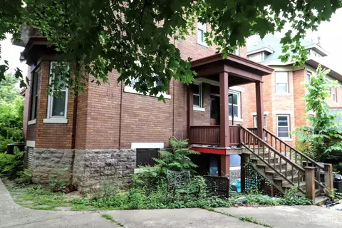Exterior - 3272 Jefferson Ave, Cincinnati, OH 45220 photo 3 of 3