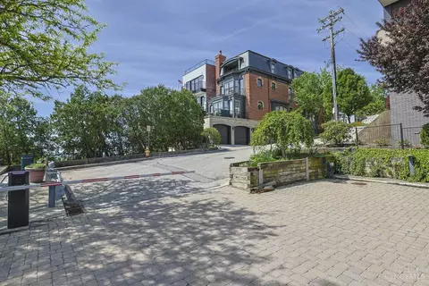 Exterior - 1022 Hatch St, Cincinnati, OH 45202 photo 6 of 6