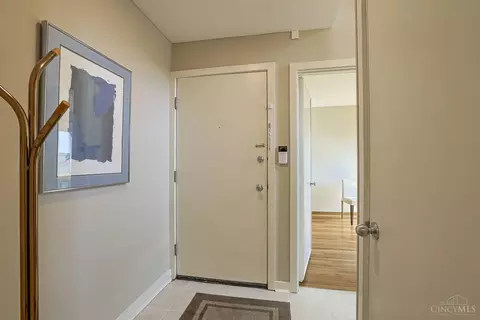 Entry Way - 1022 Hatch St, Cincinnati, OH 45202 photo 1 of 3